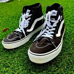 Vans BRAND NEW NEVER WORN